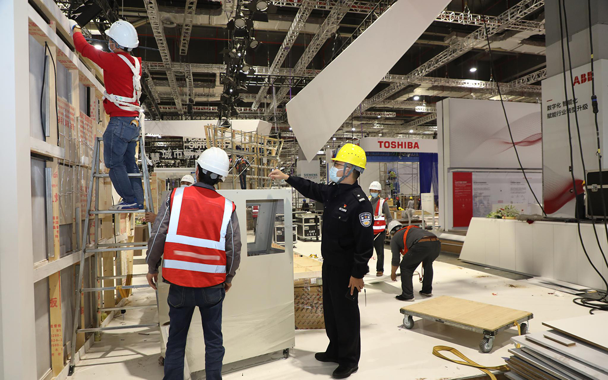 深圳展臺(tái)搭建公司在撤展后材料進(jìn)行分類回收 深圳展臺(tái)搭建公司在撤展后材料進(jìn)行分類回收