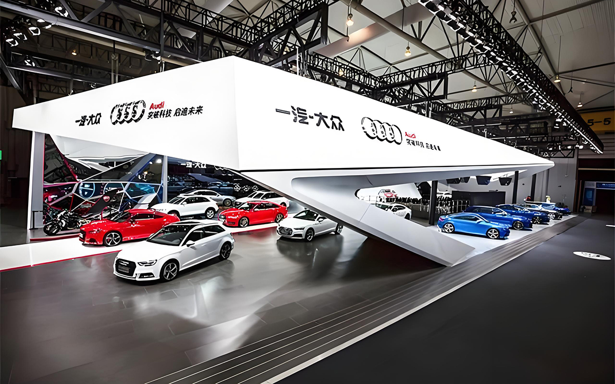 深圳展臺搭建商無障礙設計的入口是坡道